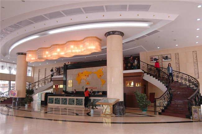 瑶池温泉山庄2.jpg